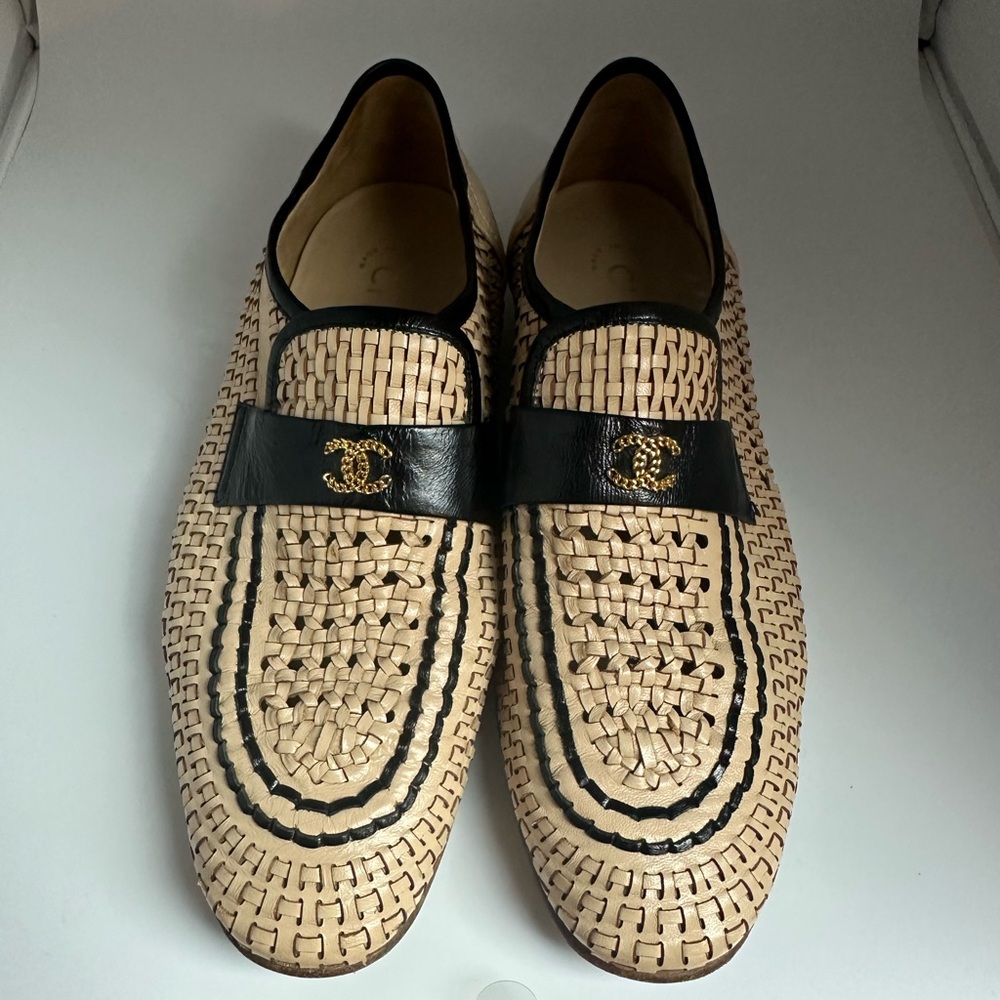 CHANEL Beige Woven Leather Loafers with Black Trim & Gold CC Hardware